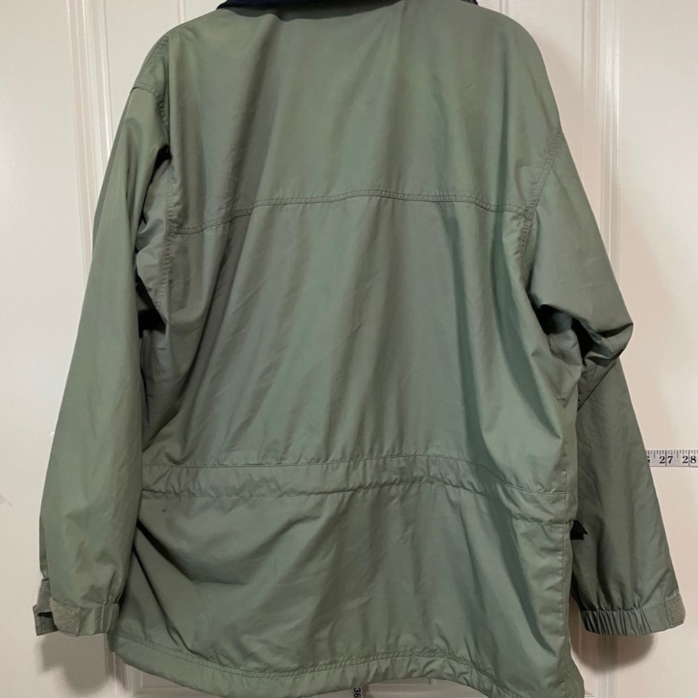 Patagonia Men's Green Jacket - Picture 7 of 12